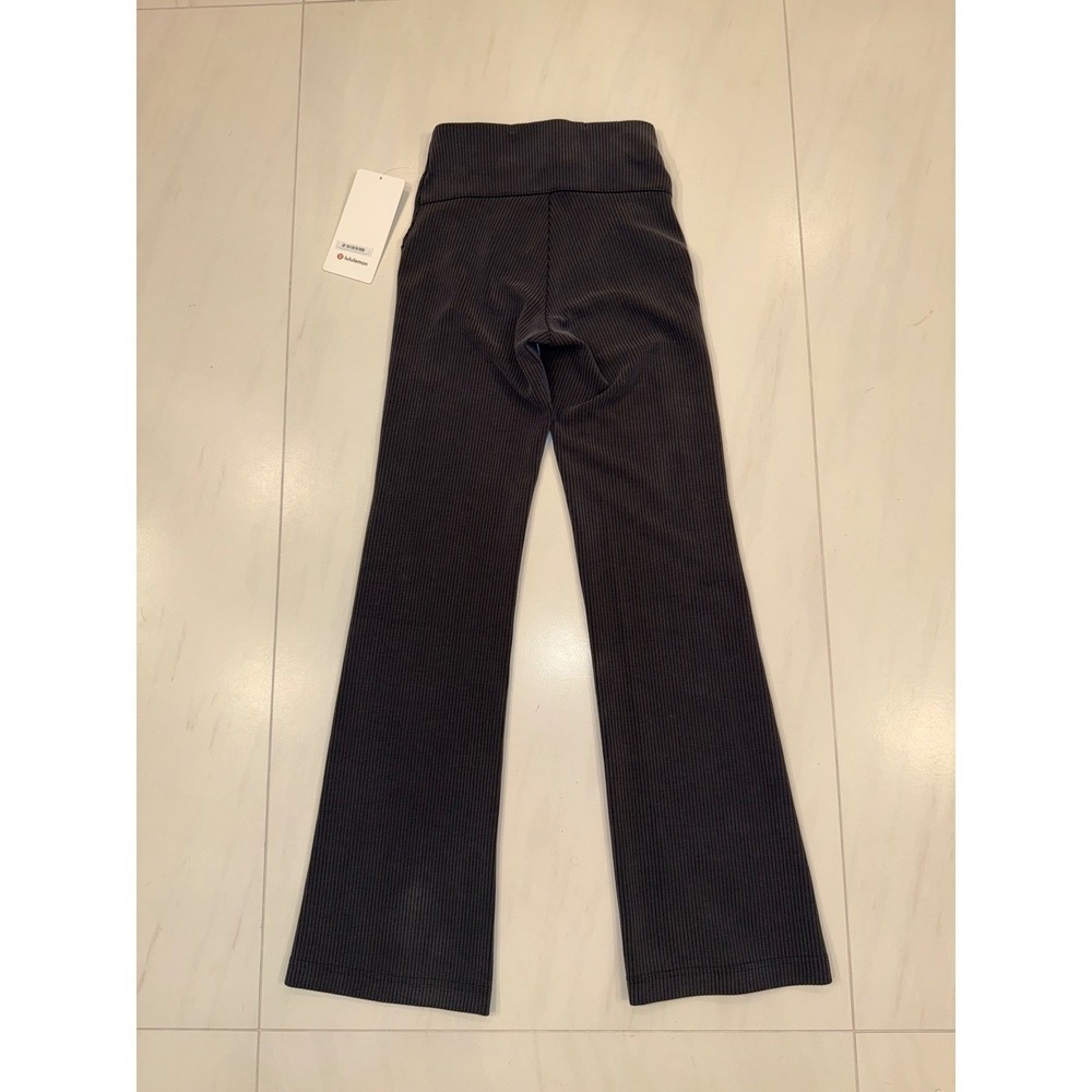 lululemon Ribbed Softstreme Flared Pant Short Womens 0 Black New High Rise 30" - Picture 9 of 12